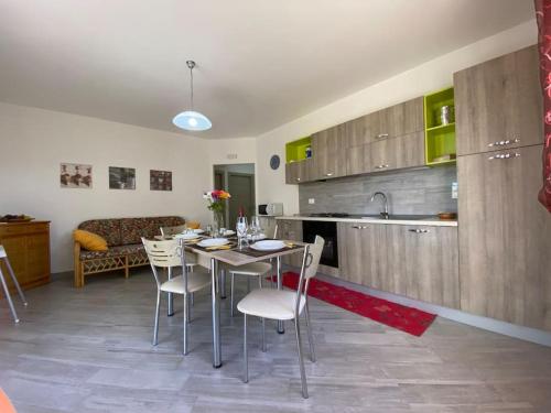 Kuchyň nebo kuchyňský kout v ubytování Casa Daila