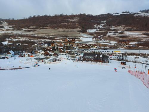 Mýto Apartments BERGMAX, Ski Jasná Chopok 10min transit - Resort Mýto Apartments, parking free зимой