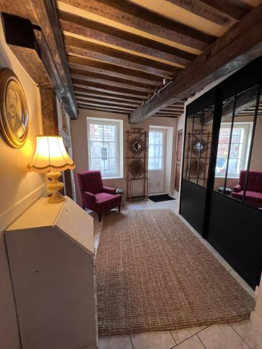 Ruang duduk di Les Maisons d'Augustine, nouvelle demeure de la cour Ste Catherine