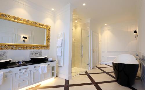 Koupelna v ubytování Schloß Schönbrunn Grand Suite