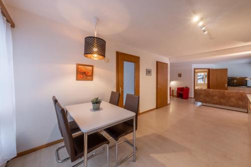Ein Bett oder Betten in einem Zimmer der Unterkunft Quadernpark-Apartments