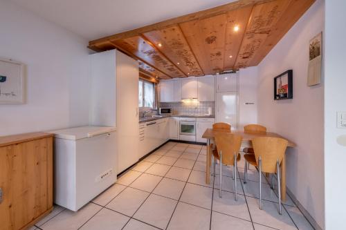 Küche/Küchenzeile in der Unterkunft Quadernpark-Apartments