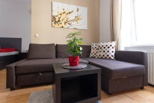 NEW ShalalaLiving Vienna - Cosy Home Meidlinger Markt KG12