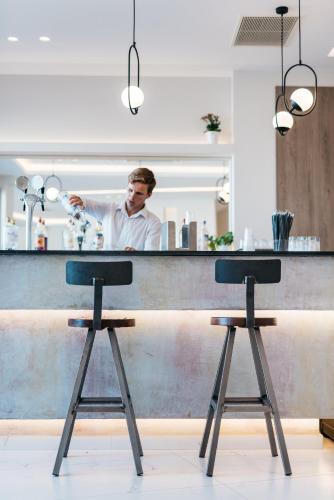 Altura Hotel Zakynthosの宿泊客