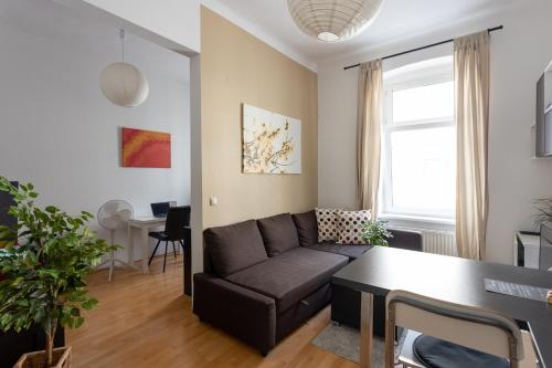 NEW ShalalaLiving Vienna - Cosy Home Meidlinger Markt KG12