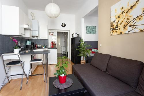 NEW ShalalaLiving Vienna - Cosy Home Meidlinger Markt KG12