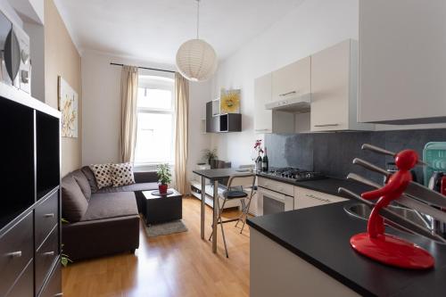 NEW ShalalaLiving Vienna - Cosy Home Meidlinger Markt KG12