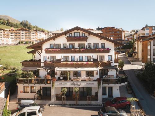 alpina&more APARTMENTS I ZIMMER photo 3