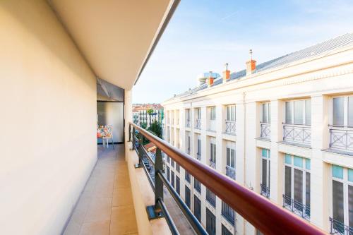 PALAIS LIBERTE 4 AP4253 By Riviera Holiday Homes