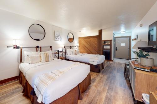 Northstar Village Studio #202