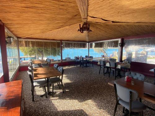Restaurace v ubytování Kaptanhan Pansiyon