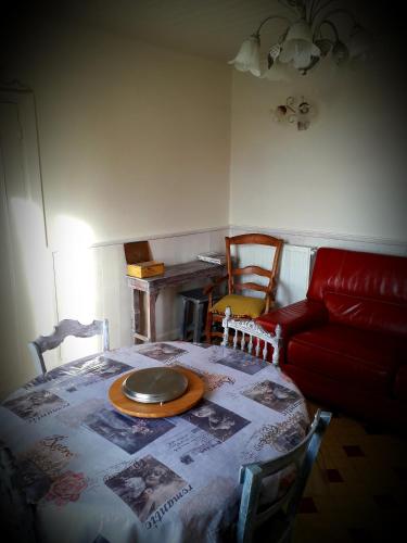 Ruang duduk di B&B chez Annie