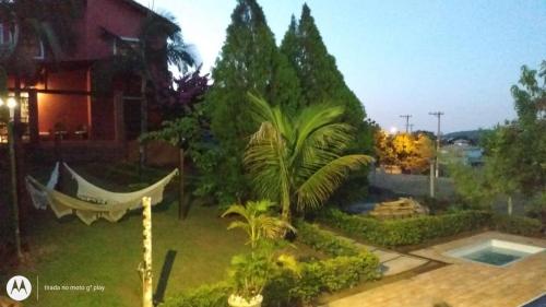 Taman di luar Casa com piscina - itupeva