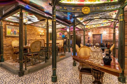 Εστιατόριο ή άλλο μέρος για φαγητό στο 七星潭水上明月海景旅店