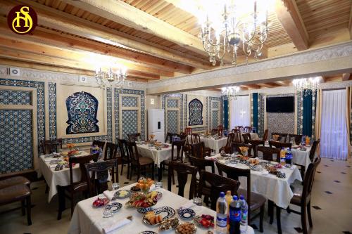Restaurant o un lloc per menjar a Shohnishin Boutique
