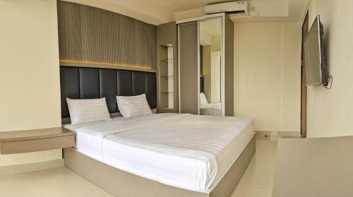 Lovina 3007 at Pollux Meisterstadt