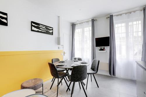 Charming apart -1BR-5P - République