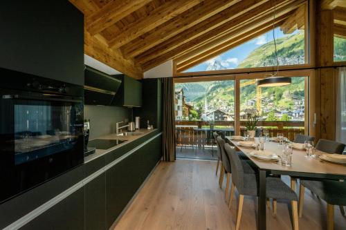 Fotografie z fotogalerie ubytování Luxury Residence Colosseo Zermatt v destinaci Zermatt