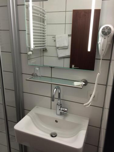 Ένα μπάνιο στο StadtHotel Bad Fallingbostel