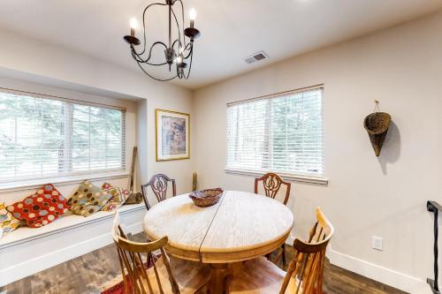 Meadows Crossings* – Photos 4