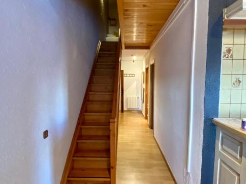  Prober-Mundial -  Room  picture :   Tea/Coffee maker    TV    Hairdryer                           