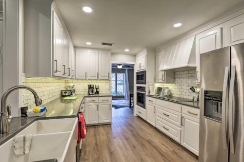 Gallery image of 9 Mi to Magnolia Market Large Home in Waco! in Waco