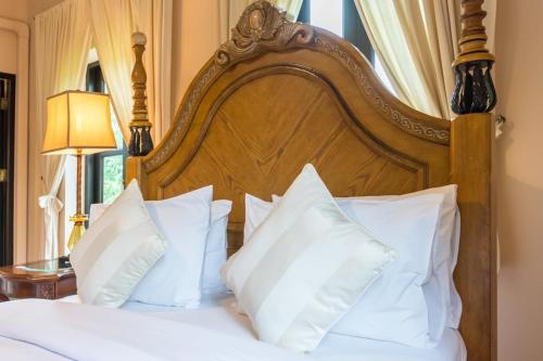 เตียงในห้องที่ Villa Malinee Khao Yai 6 Bedrooms Italian Private Villa