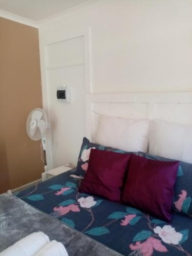 Ένα ή περισσότερα κρεβάτια σε δωμάτιο στο Lior-Gil accommodation-