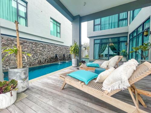 Poolen vid eller i närheten av La Villa Langkawi - Private Pool