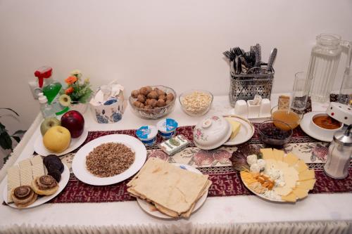 Gallery image of Bjnihouse, guest house in Bjni
