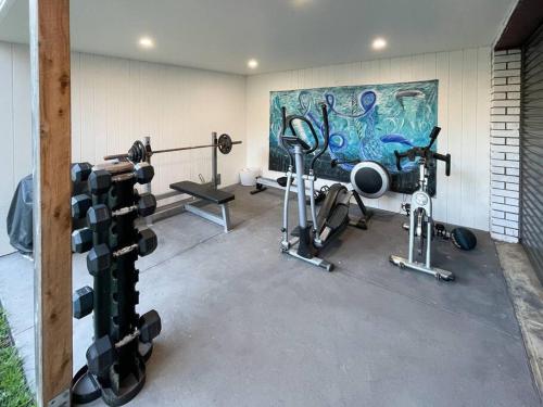 The fitness centre and/or fitness facilities at Island Retreat in Cape Woolamai