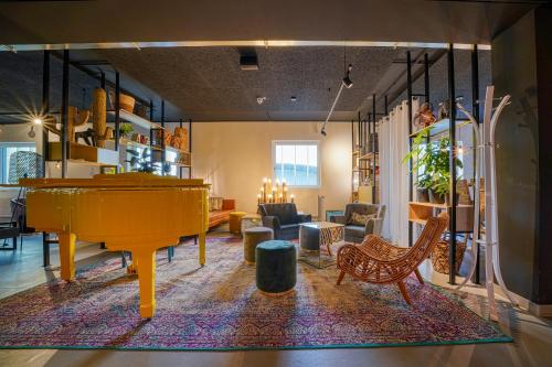 Posezení v ubytování Vienna House Easy by Wyndham Augsburg