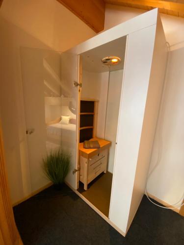 Una cama o camas en una habitación de Alpenparadies