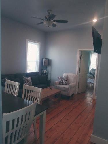 Gallery image of East Bayside/ Munjoy - Charming Downtown Escape in Portland