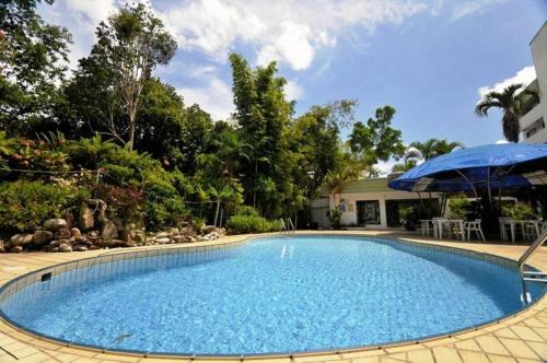 Kolam renang di atau di dekat Terrace Hotel