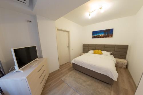 Gallery image of Parliament 200sqm Loft Style 1BR AP w private garden in Bucharest