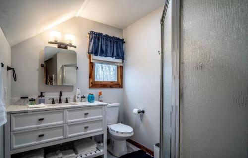 Φωτογραφία από το άλμπουμ του Minnies Mountain Lake House σε La Follette