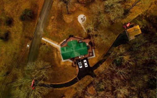 Φωτογραφία από το άλμπουμ του Minnies Mountain Lake House σε La Follette