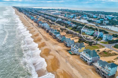 Gallery image of Carolina Beach Retreat #13-3 in Avon