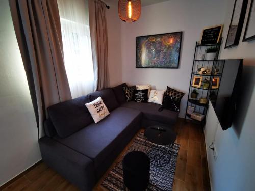 Posedenie v ubytovaní Centrally located 3 Bedroom Holiday House O'Live with private garden