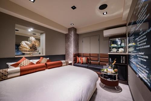 Posezení v ubytování HOTEL VARKIN Ikebukuro Nishiguchi