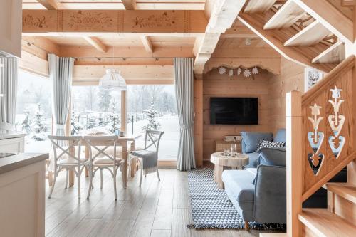 Χώρος καθιστικού στο Śnieżna Dolina - Sobiczkowa Bór Luxury Chalets