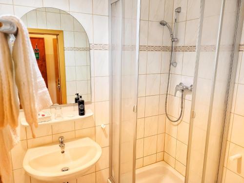 Bilik mandi di Kronprinz Falkenberg