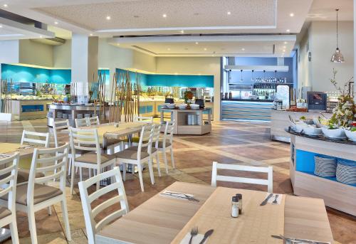 Gallery image of Hotel Ralitsa Aquaclub - All Inclusive plus Aquapark in Albena