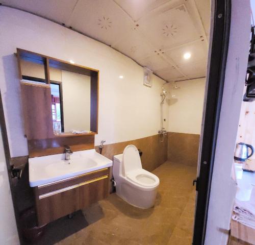 Koupelna v ubytování Dang Khoa Homestay