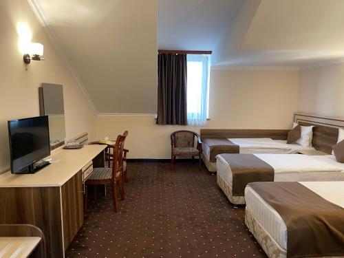 Artsakh Hotelにあるテレビまたはエンターテインメントセンター