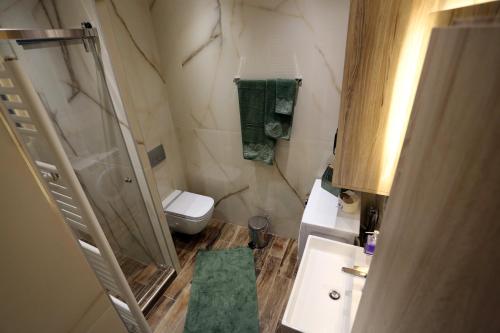 Bagno di LA Larissa Luxury Apartments Stelve