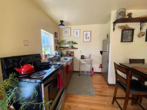 A kitchen or kitchenette at Hudson Valley Botanical Garden rental