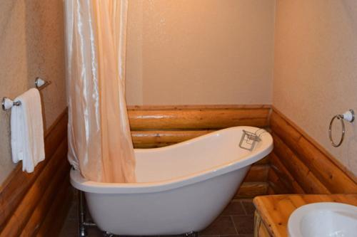 Gallery image of Alaska Creekside Cabins in Seward in Seward