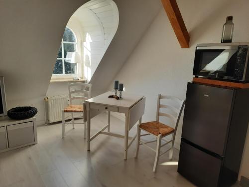 Dapur atau dapur kecil di Ferienwohnung MeerGlück in der Ostseeresidenz Gandarm